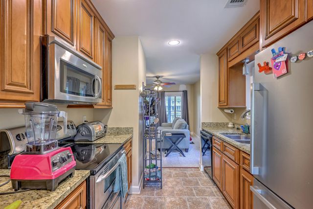 851 Sandlake Drive D, Mount Pleasant, SC 29464