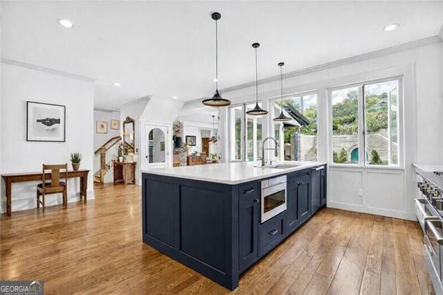 3230 W Andrews Drive, Atlanta, GA 30305