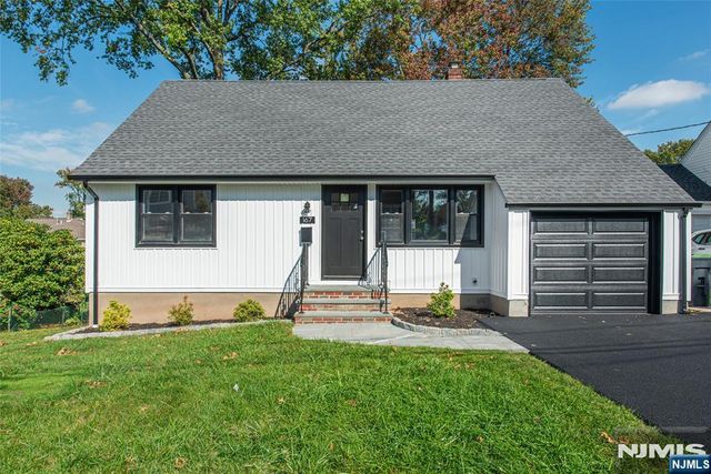167 Pleasant Avenue, Bergenfield, NJ 07621