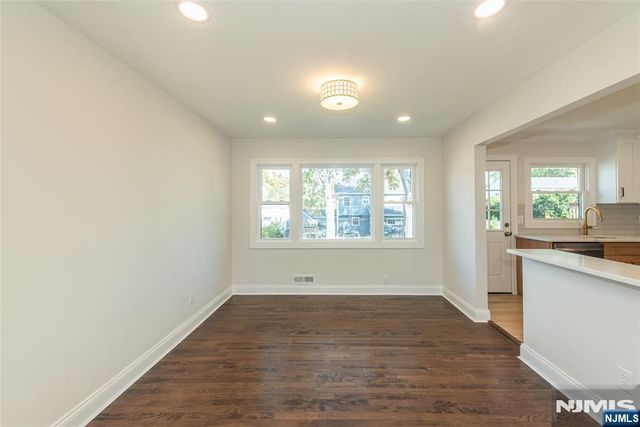 167 Pleasant Avenue, Bergenfield, NJ 07621