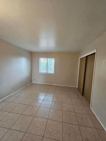 516 Sanchez Road NW, Albuquerque, NM 87107