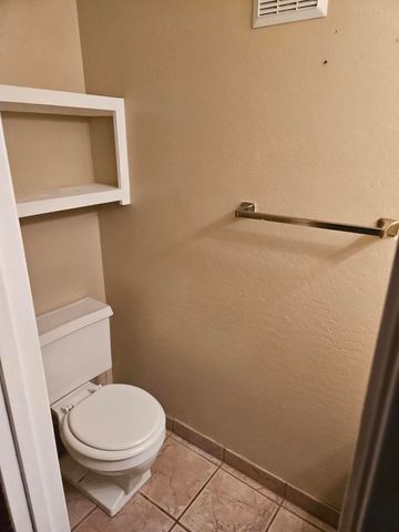 516 Sanchez Road NW, Albuquerque, NM 87107