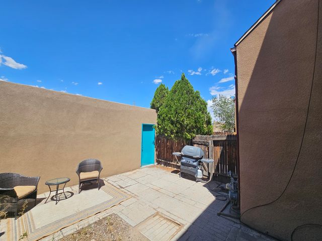 516 Sanchez Road NW, Albuquerque, NM 87107