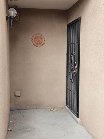 516 Sanchez Road NW, Albuquerque, NM 87107