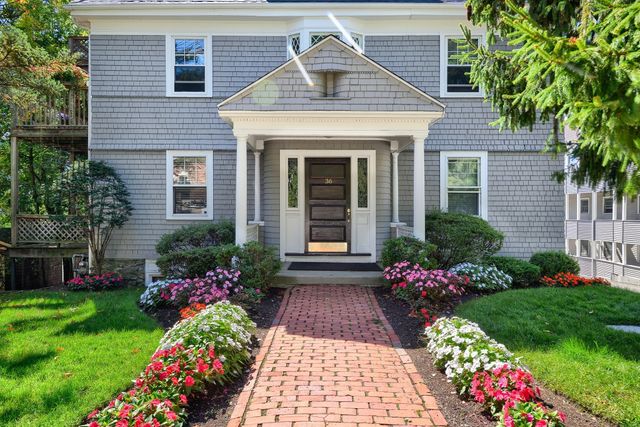 36 Cummings Rd 2, Boston, MA 02135