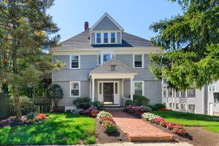 36 Cummings Rd 2, Boston, MA 02135