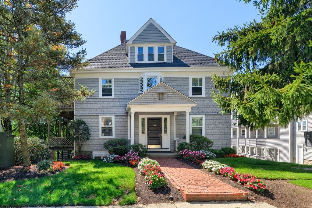 36 Cummings Rd 2, Boston, MA 02135