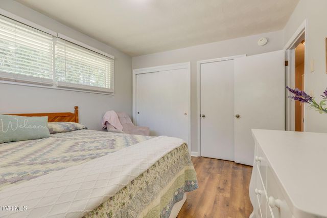 1744 Whispering Hills Drive, Kingsport, TN 37660