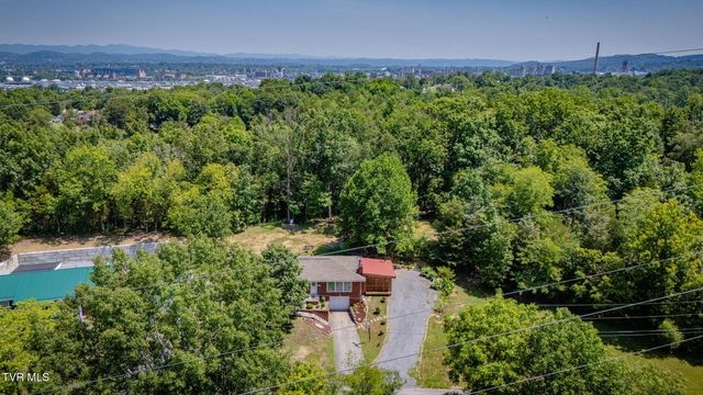 1744 Whispering Hills Drive, Kingsport, TN 37660