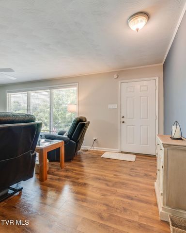 1744 Whispering Hills Drive, Kingsport, TN 37660