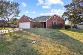 306 Sunshine Trail, Bells, TX 75414