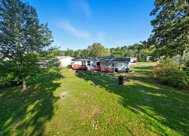 5261 N BURNING BUSH RD, Columbia, MO 65202