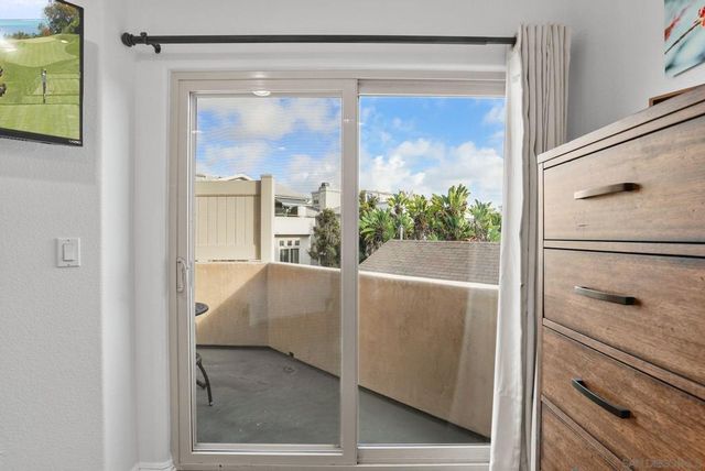 1311 15 Pacific Beach Dr, San Diego, CA 92109