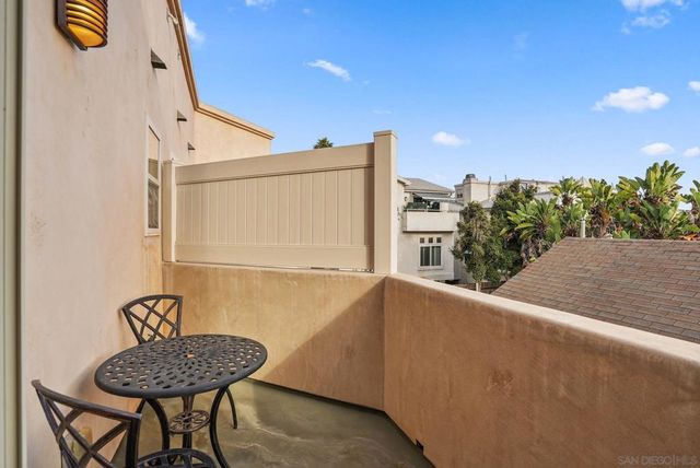 1311 15 Pacific Beach Dr, San Diego, CA 92109