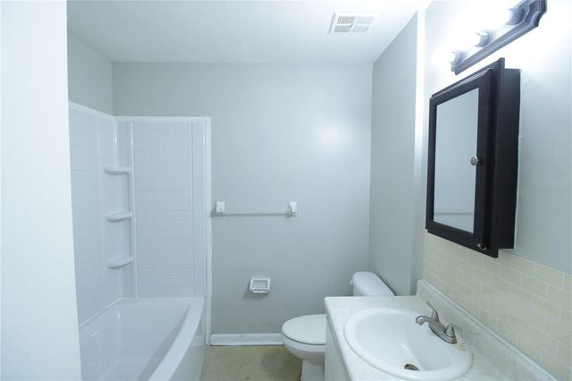 6134 SW 11TH PLACE A, Gainesville, FL 32607