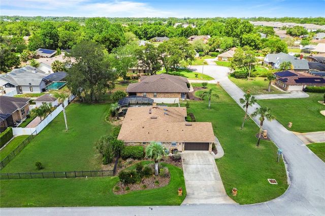 565 HAYMAN COURT, Debary, FL 32713