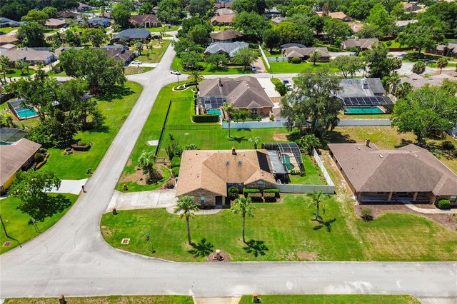 565 HAYMAN COURT, Debary, FL 32713