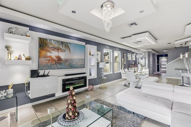 2824 NOBLE CROW DRIVE, Kissimmee, FL 34744