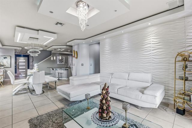 2824 NOBLE CROW DRIVE, Kissimmee, FL 34744