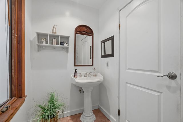 8111 4TH AVE, North Bergen, NJ 07047