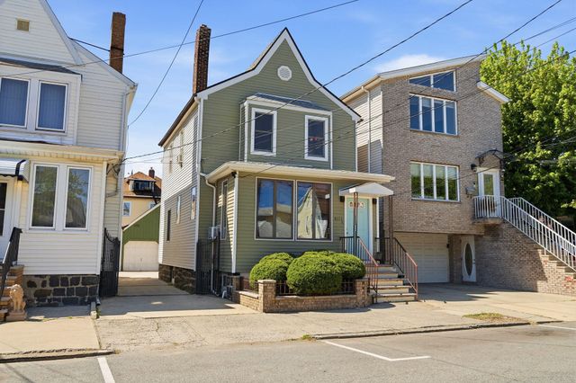 8111 4TH AVE, North Bergen, NJ 07047
