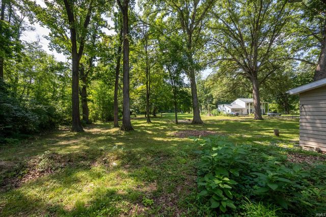 2605 W Dupont Road, Fort Wayne, IN 46818