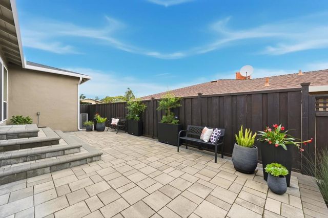 430 Rolling Hills Avenue, San Mateo, CA 94403