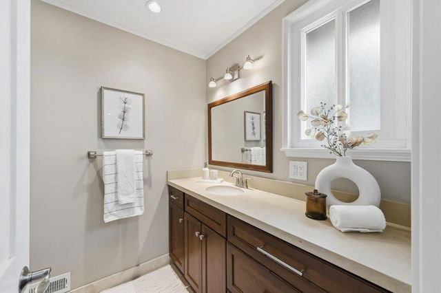 430 Rolling Hills Avenue, San Mateo, CA 94403