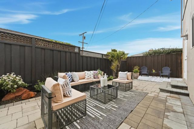 430 Rolling Hills Avenue, San Mateo, CA 94403