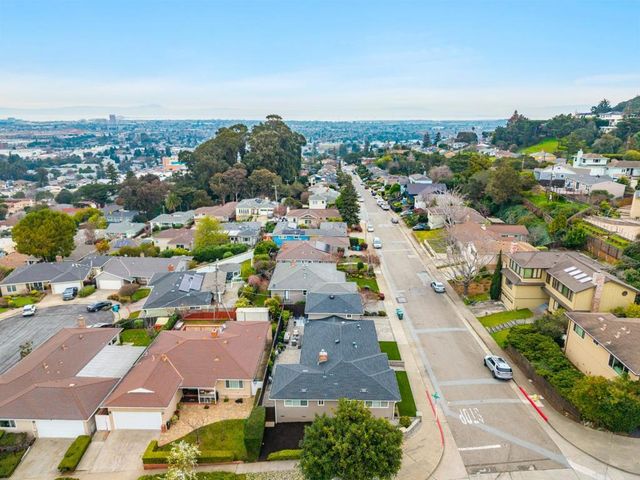430 Rolling Hills Avenue, San Mateo, CA 94403