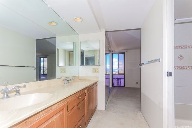 217 Prospect Street 101, Honolulu, HI 96813