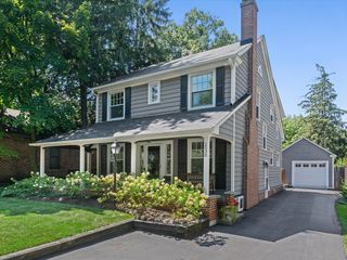 1530 Oakwood Avenue, Highland Park, IL 60035