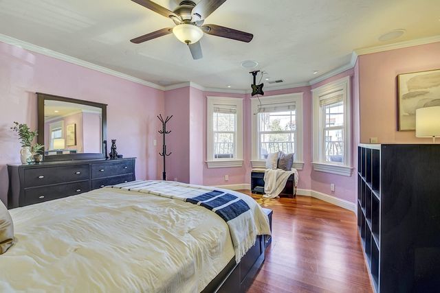 2635 E 10Th St, Oakland, CA 94601