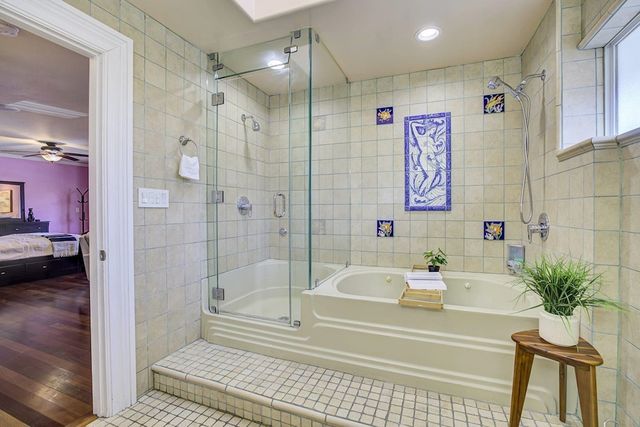 2635 E 10Th St, Oakland, CA 94601