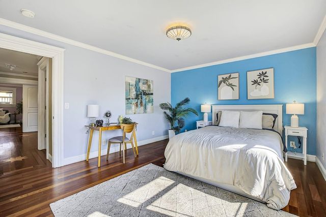 2635 E 10Th St, Oakland, CA 94601