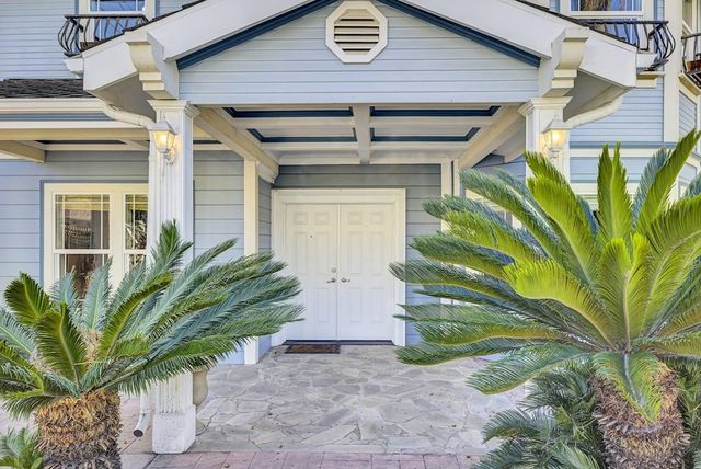 2635 E 10Th St, Oakland, CA 94601