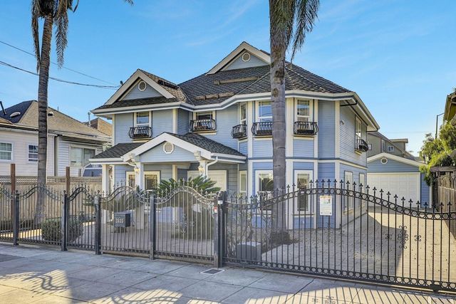 2635 E 10Th St, Oakland, CA 94601