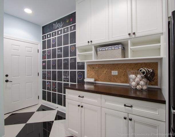 1025 S Vail Avenue, Arlington Heights, IL 60005