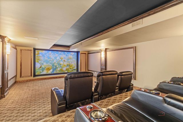 1025 S Vail Avenue, Arlington Heights, IL 60005