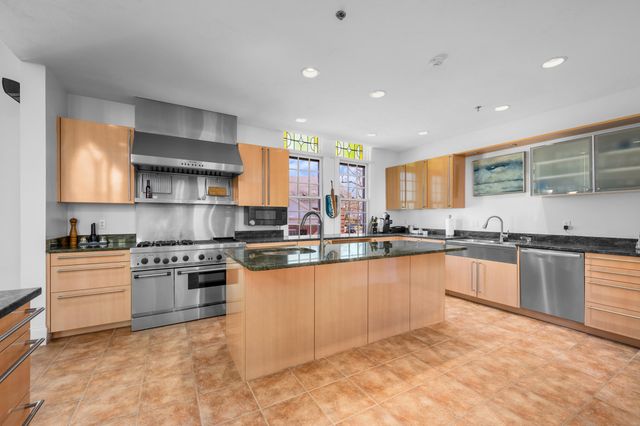 143 Main Street, Sandwich, MA 02563