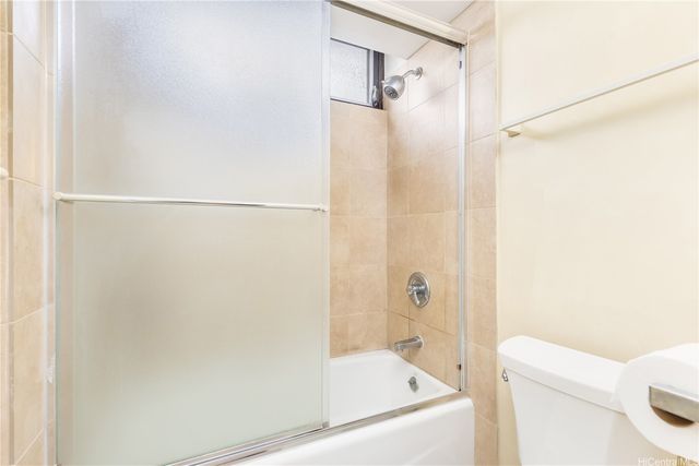 98-500 Koauka Loop 7G, Aiea, HI 96701