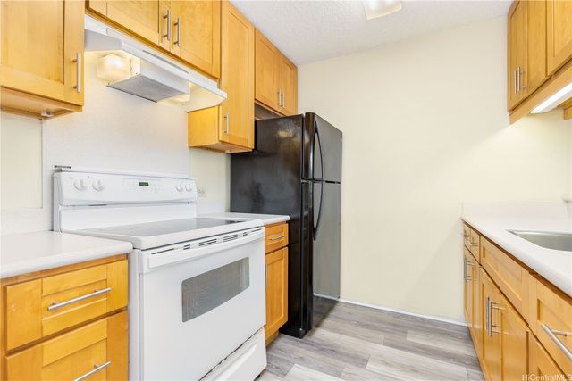 98-500 Koauka Loop 7G, Aiea, HI 96701