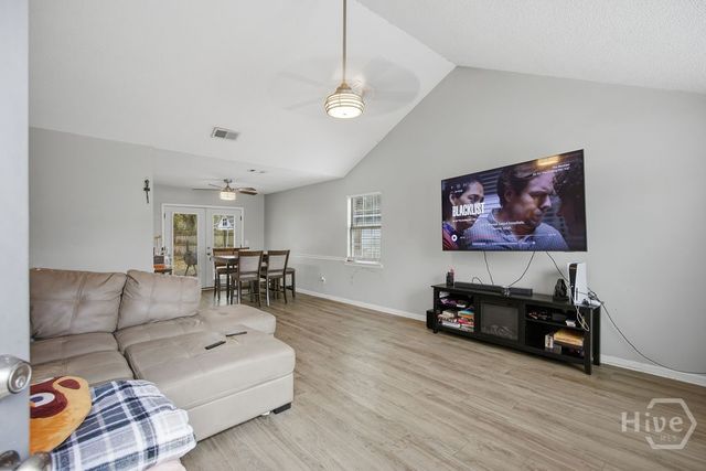 906 Wrenwood Lane, Hinesville, GA 31313