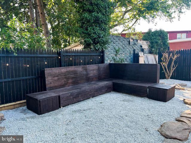 430 N HANOVER ST, Carlisle, PA 17013