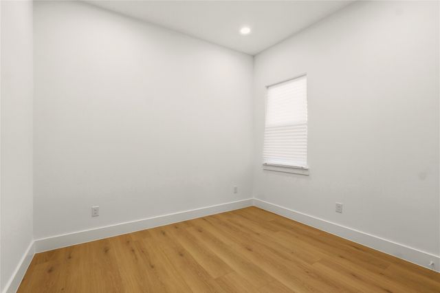 9419 Briggs Street, Dallas, TX 75227