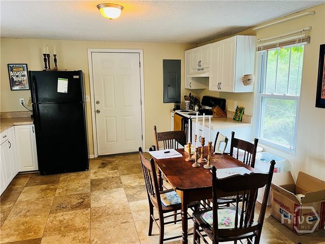 636 E 37th Street, Savannah, GA 31401