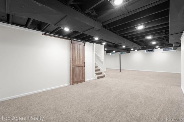 19771 Old Homestead Drive, Harper Woods, MI 48225