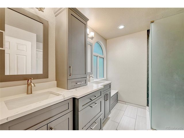 13673 W Bates Ave, Lakewood, CO 80228