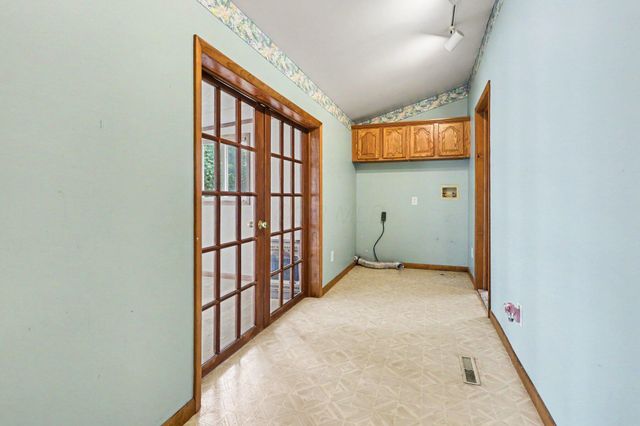 127 N Main Street, Johnstown, OH 43031