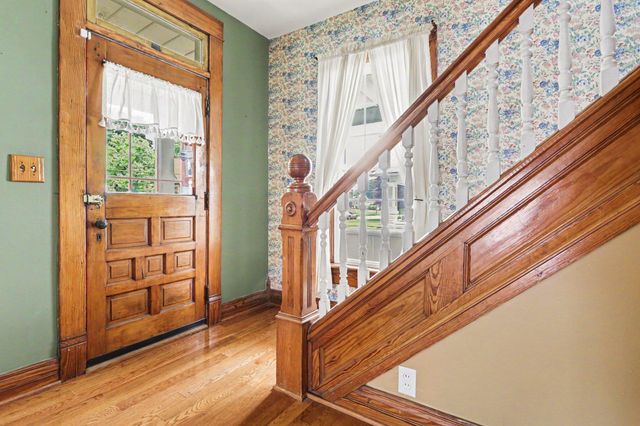 127 N Main Street, Johnstown, OH 43031